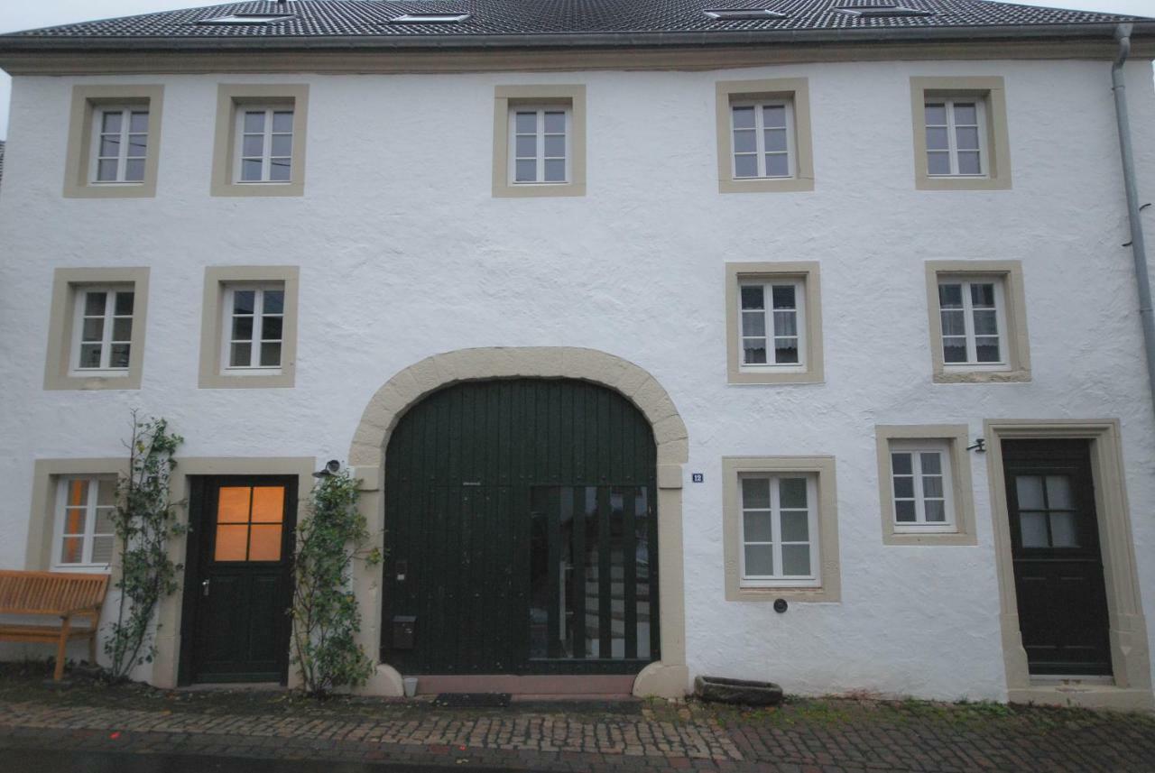 Living-In-History: Historischer Charme Und Design Dudeldorf Luaran gambar